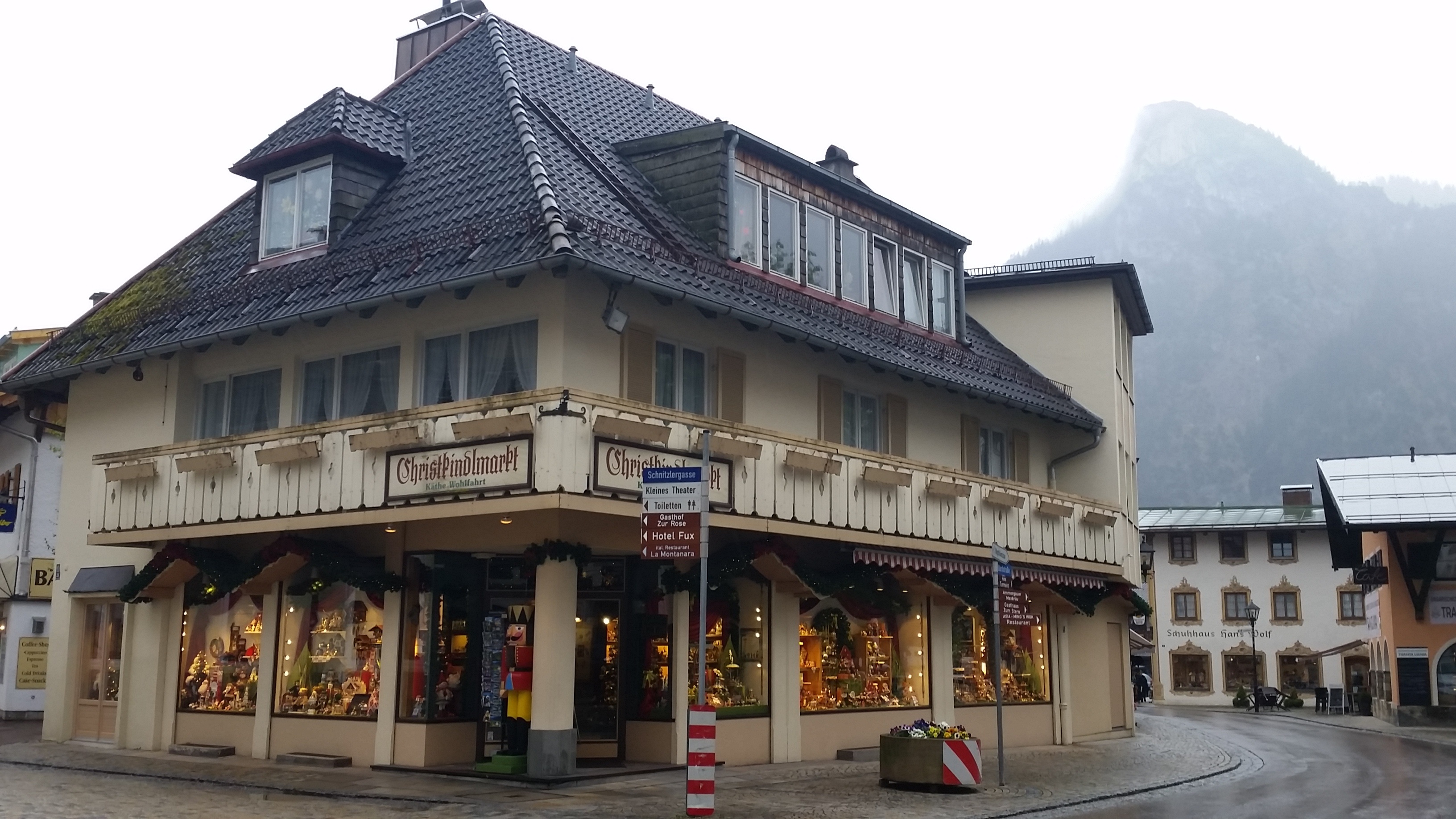 Garmisch 2 Xmas store | Military in Germany