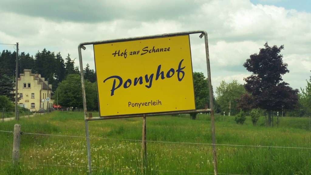 Ponyhof Schanze sign