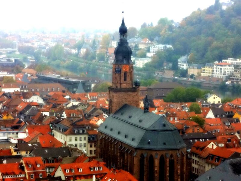 Photo 2 The World’s Largest Wine Barrel and Heidelberg Castle