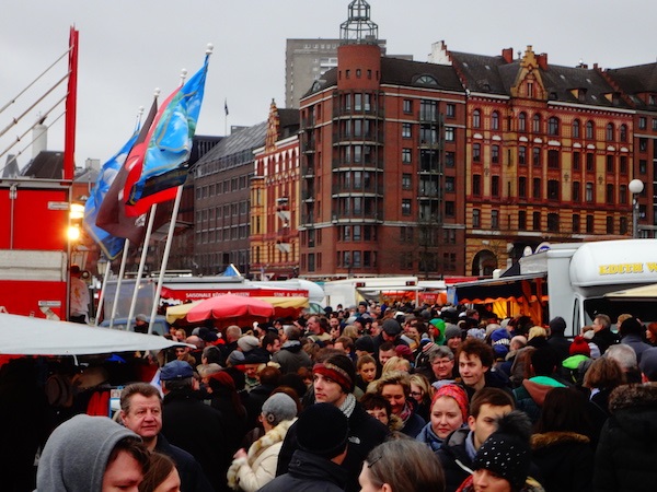 Photo 4 Cheryl Sunday Morning at the Hamburg Fish Market 16