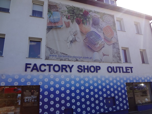 Photo 7 Cheryl Beginner’s Guide to Polish Pottery Shopping in Boleslawiec Poland May 16
