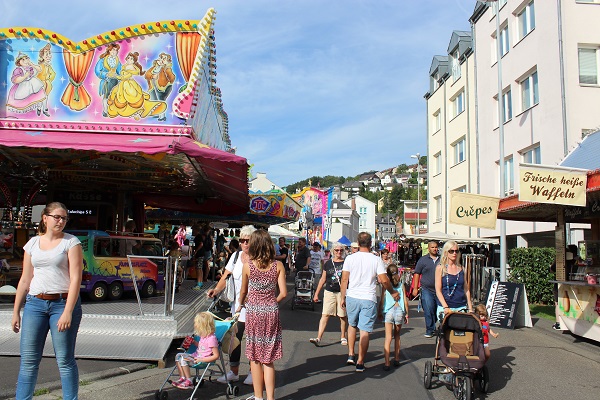 MIG - Bad Ems Festival Wendy The largest flower parade and festival in Germany August 16